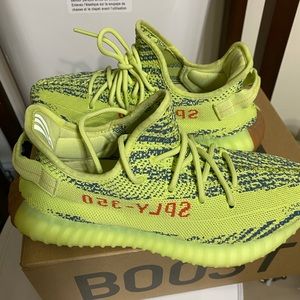 adidas Yeezy Boost 350 V2